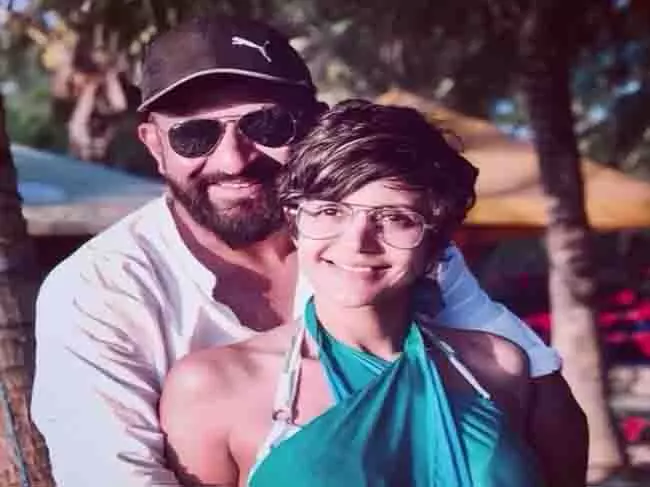 Mandira Bedi ने पति राज कौशल को उनकी पुण्यतिथि पर याद किया Mandira Bedi ने पति राज कौशल को उनकी पुण्यतिथि पर याद किया