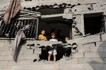 Hamas ने गाजा युद्ध विराम को स्वीकार करने के लिए शर्तें तय करने की रिपोर्ट का खंडन किया Hamas ने गाजा युद्ध विराम को स्वीकार करने के लिए शर्तें तय करने की रिपोर्ट का खंडन किया