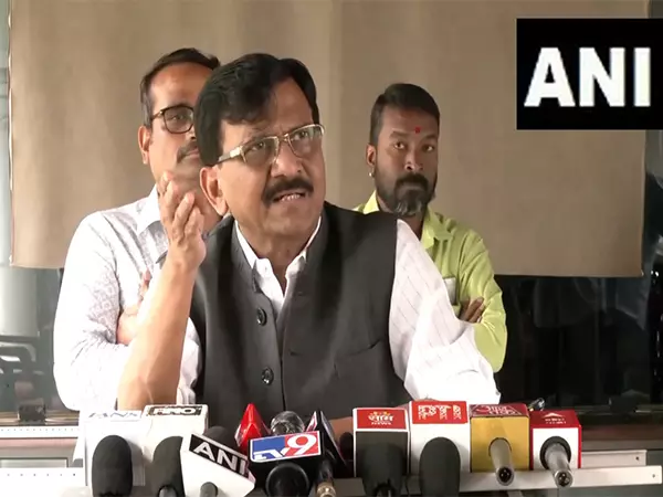 Sanjay Raut ने त्रिभाषा नीति पर भाजपा की आलोचना की Sanjay Raut ने त्रिभाषा नीति पर भाजपा की आलोचना की