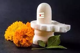 धर्म: कब है सावन का पहला सोमवार और कैसे करें भगवान शिव की पूजा धर्म: कब है सावन का पहला सोमवार और कैसे करें भगवान शिव की पूजा