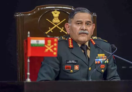 सेनाध्यक्ष की भूटान यात्रा, रक्षा सहयोग को मिलेंगे नए आयाम सेनाध्यक्ष की भूटान यात्रा, रक्षा सहयोग को मिलेंगे नए आयाम