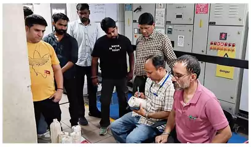 Jalandhar खाद्य सुरक्षा टीम ने निरीक्षण अभियान के दौरान 7 नमूने एकत्र किए Jalandhar खाद्य सुरक्षा टीम ने निरीक्षण अभियान के दौरान 7 नमूने एकत्र किए