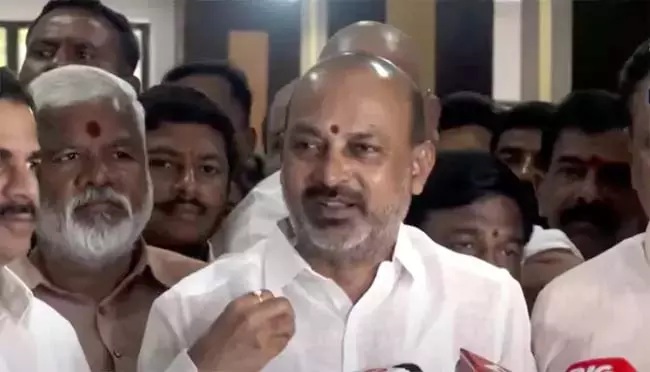 अगर तेलंगाना में भाजपा सत्ता में आती है तो बी.सी. मुख्यमंत्री होंगे: Bandi Sanjay अगर तेलंगाना में भाजपा सत्ता में आती है तो बी.सी. मुख्यमंत्री होंगे: Bandi Sanjay
