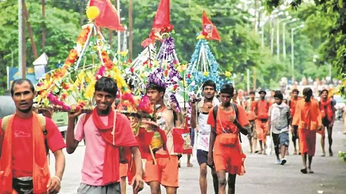 उज्जैन की महाकाल मंदिर समिति ने श्रावण के दौरान कांवड़ यात्रियों के लिए अलग प्रवेश की योजना बनाई उज्जैन की महाकाल मंदिर समिति ने श्रावण के दौरान कांवड़ यात्रियों के लिए अलग प्रवेश की योजना बनाई
