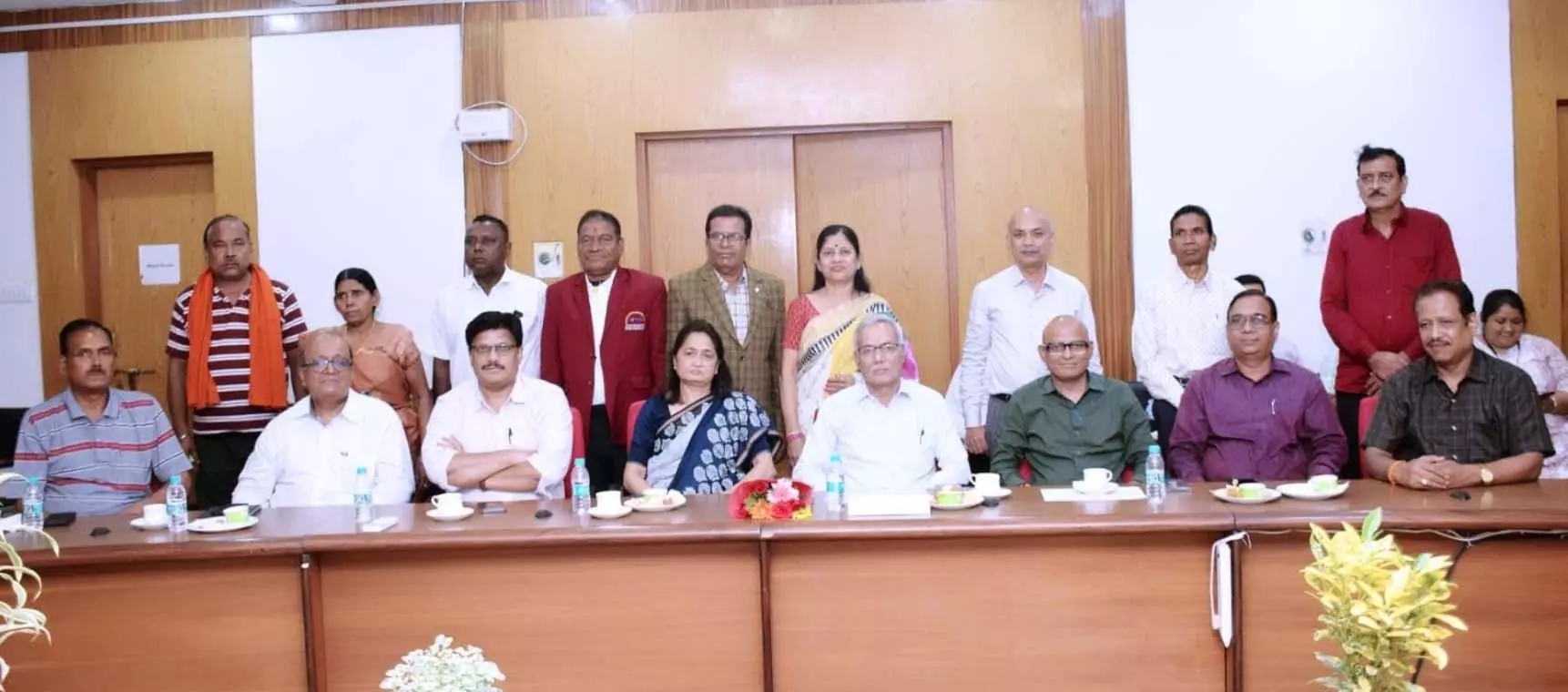 पॉवर ट्रांसमिशन कंपनी से अधीक्षण अभियंता सहित 9 कर्मियों की विदाई पॉवर ट्रांसमिशन कंपनी से अधीक्षण अभियंता सहित 9 कर्मियों की विदाई