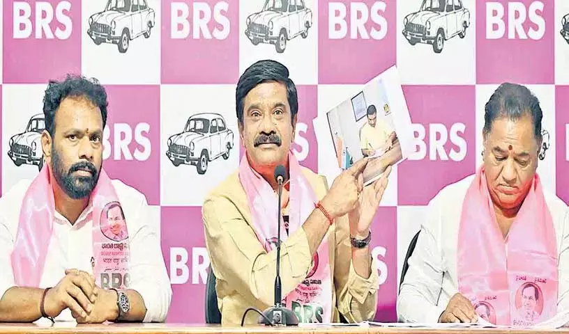 पत्रकारिता की आड़ में राजनीति? पत्रकारिता की आड़ में राजनीति?