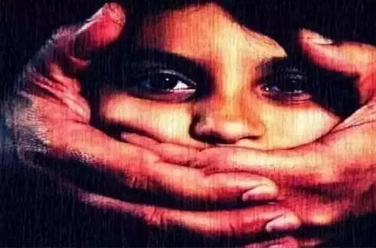अशोकनगर बलात्कार मामले में तृणमूल नेता के खिलाफ मामला वापस लेने की धमकी अशोकनगर बलात्कार मामले में तृणमूल नेता के खिलाफ मामला वापस लेने की धमकी