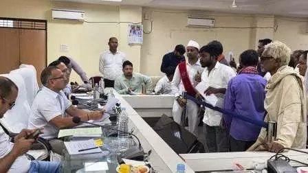 कलेक्टर जनदर्शन में जनसमस्याओं का हुआ त्वरित समाधान कलेक्टर जनदर्शन में जनसमस्याओं का हुआ त्वरित समाधान