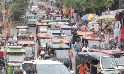 18 लाख गाड़ियों पर पड़ेगा असर, BS-4 बैन से ट्रांसपोर्ट इंडस्ट्री नाराज़