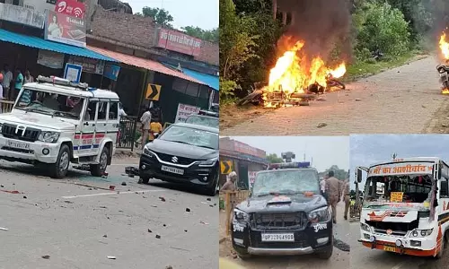 UP : बाइकें फूंकी, बसों में तोड़फोड़, भीड़ ने दो घंटे किया तांडव UP : बाइकें फूंकी, बसों में तोड़फोड़, भीड़ ने दो घंटे किया तांडव