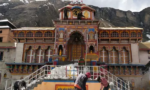 Char Dham Yatra पर 24 घंटे का प्रतिबंध हटा