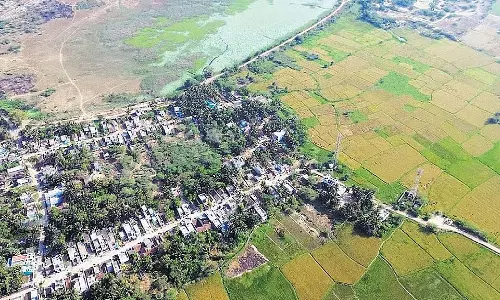 परंथूर हवाई अड्डा परियोजना: प्रति एकड़ 35 लाख से 2.51 करोड़ देने का निर्णय परंथूर हवाई अड्डा परियोजना: प्रति एकड़ 35 लाख से 2.51 करोड़ देने का निर्णय