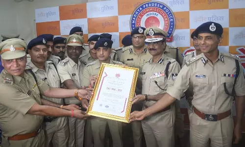 Indore : पुलिस की कार्यप्रणाली सुधारने के लिए डीजीपी ने शुरू की व्यवस्था