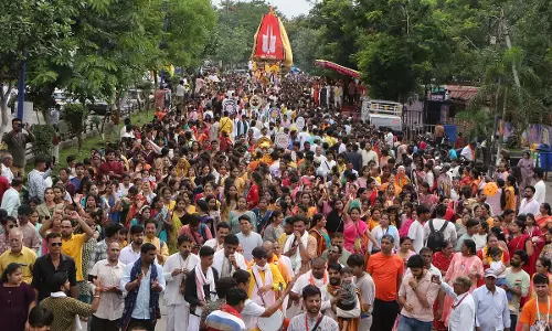 Indore : आध्यात्मिक उत्साह के बीच भगवान जगन्नाथ की रथयात्रा निकाली गई Indore : आध्यात्मिक उत्साह के बीच भगवान जगन्नाथ की रथयात्रा निकाली गई