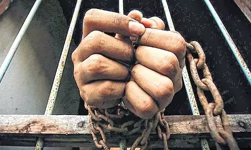 कुख्यात अपराधी काला पर कई मामलों में शामिल होने के आरोप में राष्ट्रीय सुरक्षा कानून के तहत मामला दर्ज