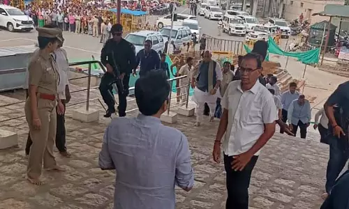 Tamil Nadu : मरुथमलाई मुरुगन मंदिर में राजनाथ सिंह स्वामी के दर्शन