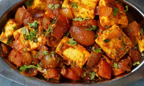 Paneer Do Pyaza:  घर पर ही बनाएं होटल जैसी स्वादिष्ट डिश