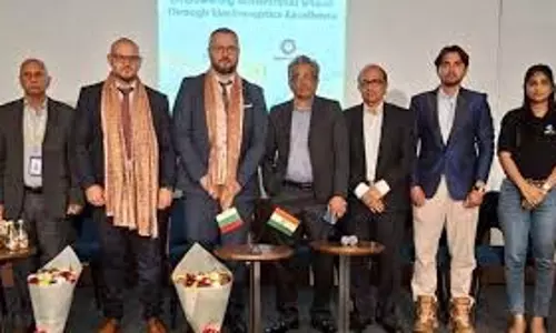 RRP S4E और ऑप्टिक्स बुल्गारिया ने ‘आत्मनिर्भर भारत’ के लिए रणनीतिक साझेदारी की RRP S4E और ऑप्टिक्स बुल्गारिया ने ‘आत्मनिर्भर भारत’ के लिए रणनीतिक साझेदारी की