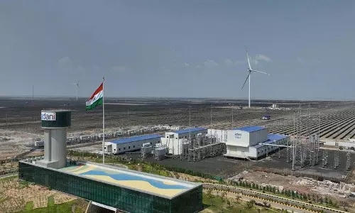 अडानी ग्रीन बनी भारत की सबसे बड़ी और तेज़ क्षमता वृद्धि वाली कंपनी, 15,000 मेगावाट रिकॉर्ड
