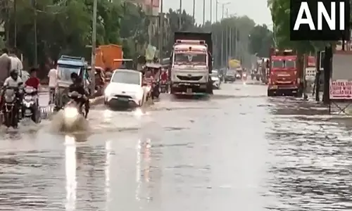 Hapur शहर में भारी बारिश के बाद भीषण जलभराव