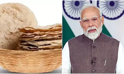 पीएम मोदी की Mann ki Baat में सुर्खियों में आई कलबुर्गी की खड़क रोटी, अचानक बढ़े ऑर्डर पीएम मोदी की Mann ki Baat में सुर्खियों में आई कलबुर्गी की खड़क रोटी, अचानक बढ़े ऑर्डर