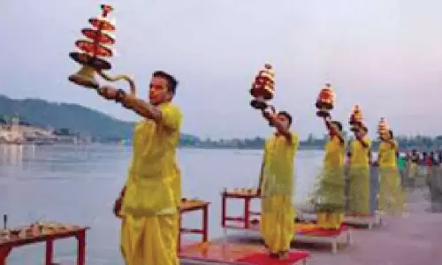Karnataka: कावेरी आरती पर हाईकोर्ट के नोटिस का जवाब देगी सरकार Karnataka: कावेरी आरती पर हाईकोर्ट के नोटिस का जवाब देगी सरकार