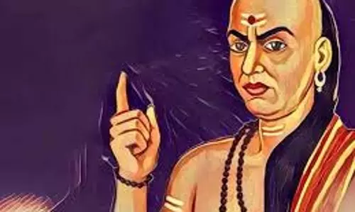 Chanakya Niti: सुबह की इन 5 आदतों में छिपी है सफलता की कुंजी, चाणक्य नीति से जानें कैसे