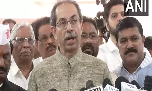 हमने मराठी नफरत करने वालों को मुक्का मारा है, एकता ऐसी ही बनी रहनी चाहिए: Uddhav Thackeray ने त्रिभाषा नीति वापस लेने पर कहा हमने मराठी नफरत करने वालों को मुक्का मारा है, एकता ऐसी ही बनी रहनी चाहिए: Uddhav Thackeray ने त्रिभाषा नीति वापस लेने पर कहा