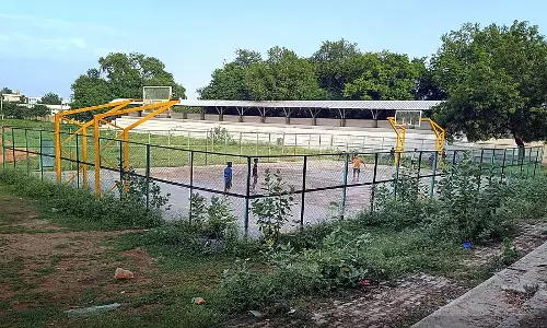 महादेव मेलारा मैदान में बुनियादी ढांचे की कमी: एक अविकसित स्टेडियम