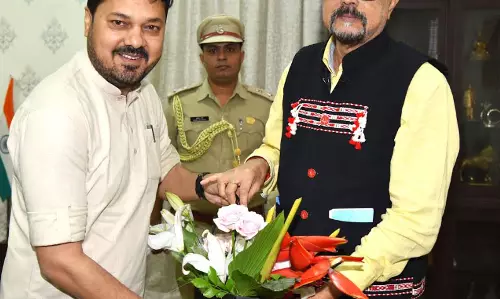 राज्यपाल डेका से विधायक शर्मा ने सौजन्य भेंट की