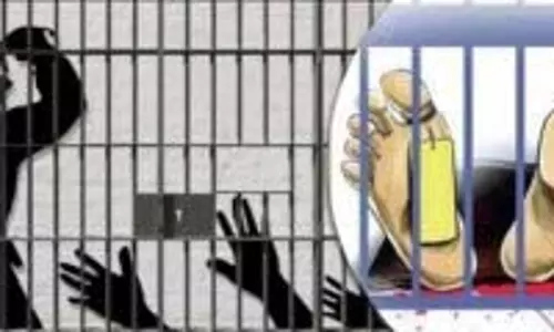 शिवगंगा में हिरासत में मौत के बाद छह पुलिसकर्मी निलंबित शिवगंगा में हिरासत में मौत के बाद छह पुलिसकर्मी निलंबित