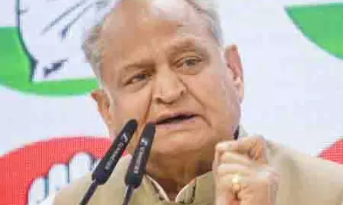 Ashok Gehlot ने बिहार चुनाव से पहले चुनाव आयोग की मतदाता सूची संशोधन पर सवाल उठाए