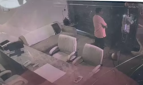 जमीन दलाल की दादागिरी, CCTV सबूत फिर भी थानेदार नहीं कर रहे कार्रवाई