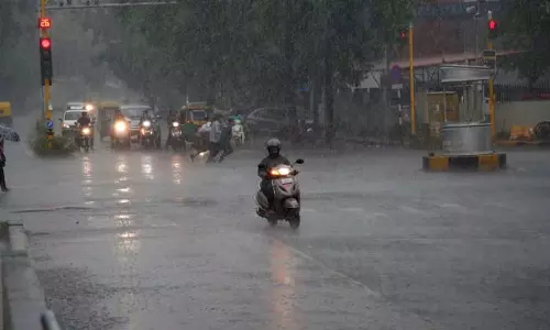 झारखंड के कोल्हान क्षेत्र में भारी बारिश और जलभराव से सामान्य जनजीवन प्रभावित