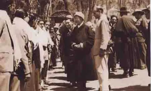 तिब्बत की पहचान बचाने के लिए जीवित Buddha की महाकाव्य यात्रा तिब्बत की पहचान बचाने के लिए जीवित Buddha की महाकाव्य यात्रा