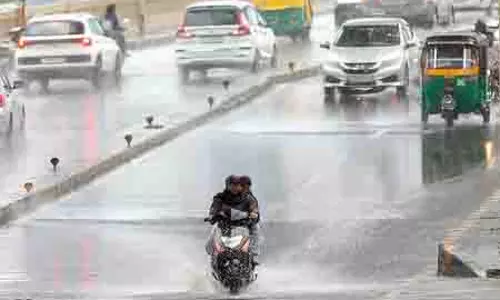 Gujarat में मानसून ने जून की रिकॉर्ड बारिश के साथ धावा बोला, 13 जिलों में येलो अलर्ट जारी