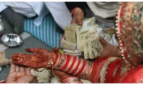 Tamil Nadu में प्रताड़ना के बाद नवविवाहिता ने आत्महत्या की Tamil Nadu में प्रताड़ना के बाद नवविवाहिता ने आत्महत्या की
