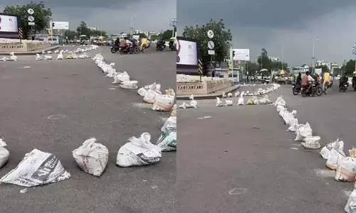 Lucknow: ट्रैफिक प्रबंधन का ट्रायल शुरू, मिट्टी की बोरियों से बदलेगा यातायात का नक्शा Lucknow: ट्रैफिक प्रबंधन का ट्रायल शुरू, मिट्टी की बोरियों से बदलेगा यातायात का नक्शा
