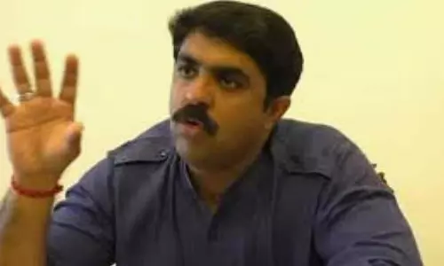 विजय सरदेसाई ने एसिड अटैक को लेकर Goa सरकार की आलोचना की