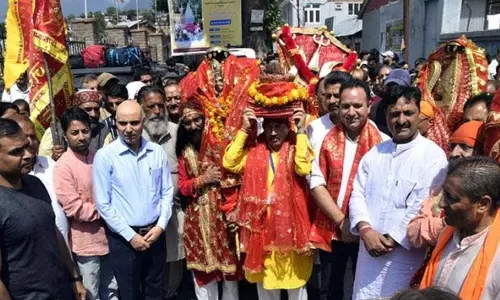 Jammu: श्री हुड और त्रिसंध्या माता की पवित्र गदा यात्रा दच्छन के लिए रवाना