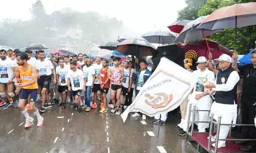 Shimla में नशीली दवाओं के दुरुपयोग से निपटने के लिए 3,500 लोग पुलिस हाफ मैराथन में शामिल हुए