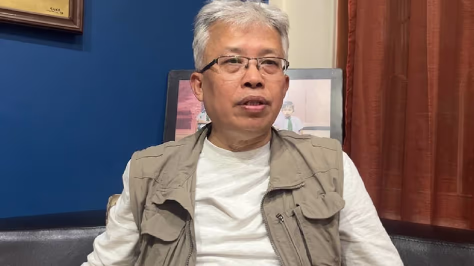 Manipur के सांसद अकोईजाम को बिष्णुपुर के बाजार क्षेत्र में प्रवेश करने से रोका गया Manipur के सांसद अकोईजाम को बिष्णुपुर के बाजार क्षेत्र में प्रवेश करने से रोका गया