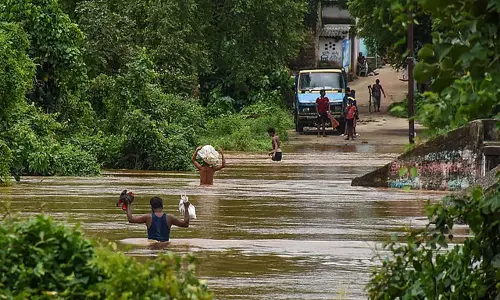 Odisha सरकार ने बालासोर, मयूरभंज में बाढ़ की चेतावनी जारी की Odisha सरकार ने बालासोर, मयूरभंज में बाढ़ की चेतावनी जारी की