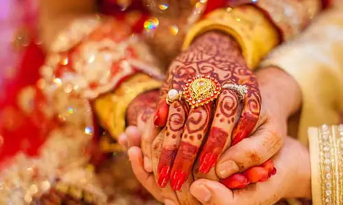 दुआर मिदनापुर प्रशासन ने नाबालिग लड़की की शादी रोकी