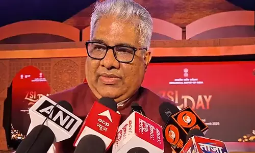कोई संवेदनशीलता नहीं है: भूपेन्द्र यादव ने कोलकाता बलात्कार मामले पर TMC की आलोचना की कोई संवेदनशीलता नहीं है: भूपेन्द्र यादव ने कोलकाता बलात्कार मामले पर TMC की आलोचना की
