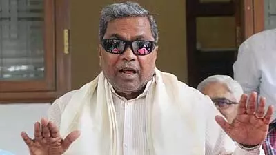 कर्नाटक सरकार दो-भाषा फार्मूले के पक्ष में: Siddaramaiah कर्नाटक सरकार दो-भाषा फार्मूले के पक्ष में: Siddaramaiah