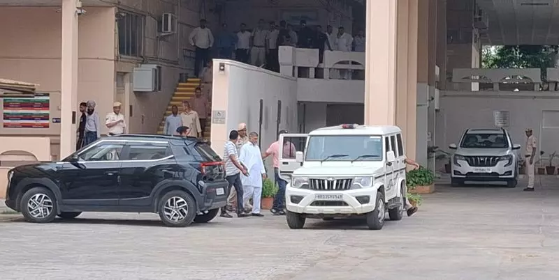 Haryana : बिश्नोई महासभा के पूर्व अध्यक्ष बलात्कार मामले में गिरफ्तार Haryana : बिश्नोई महासभा के पूर्व अध्यक्ष बलात्कार मामले में गिरफ्तार