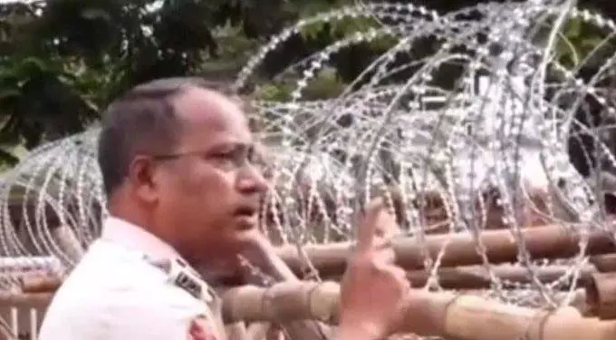 ओडिशा कांग्रेस के विरोध में आईपीएस की टांगें तोड़ो बयान से विवाद ओडिशा कांग्रेस के विरोध में आईपीएस की टांगें तोड़ो बयान से विवाद