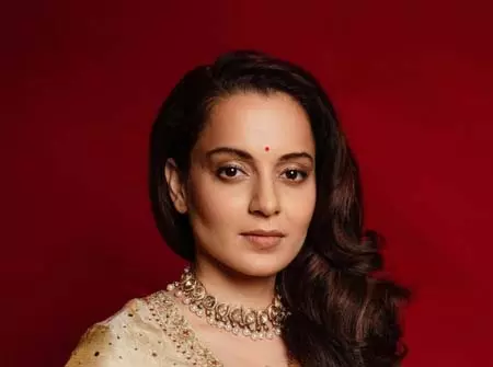 शाहरुख-अनिल के बाद कंगना ने की ‘तन्वी द ग्रेट’ के ट्रेलर की तारीफ, बोलीं- ‘फिल्म का बेसब्री से इंतजार’ शाहरुख-अनिल के बाद कंगना ने की ‘तन्वी द ग्रेट’ के ट्रेलर की तारीफ, बोलीं- ‘फिल्म का बेसब्री से इंतजार’