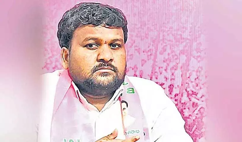 संयुक्त छात्र संघ के नेताओं की अवैध गिरफ्तारी नृशंसतापूर्ण: Tunga Balu संयुक्त छात्र संघ के नेताओं की अवैध गिरफ्तारी नृशंसतापूर्ण: Tunga Balu